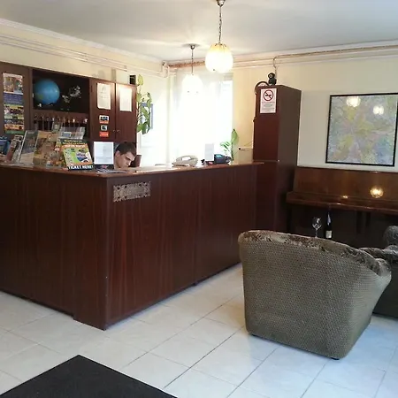 카르멘 판지오 B&B